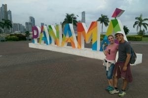 Lisa Drecker mit Carlos in Panama.